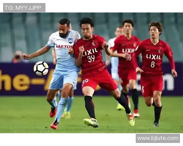 福冈黄蜂与京都不死鸟比赛因故推迟球迷期待新赛程安排